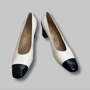 Salvatore Ferragamo Vintage Cap Toe Pump size 7 1/2